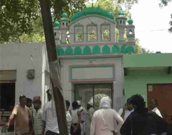 ganj shaheeda mosque