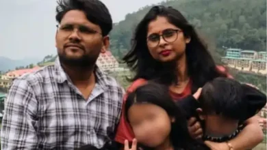 husband wife dispute government teacher job