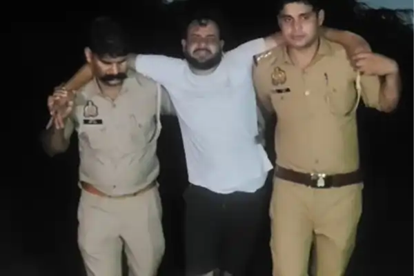 kasganj ghaziabad police encounter arrests